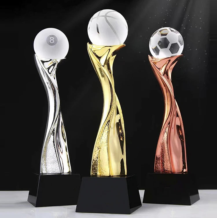 Factory Wholesale Custom League Award Crystal Soccer Sports Resin Award Trophy