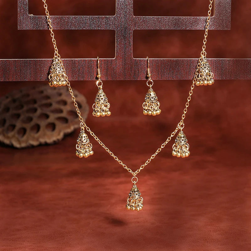 Vintage Bell Stud Earrings Classic Boho Fashion Jewelry Women Gold Alloy Big Bell Crystal Rhinestone Engagement Gift Handmade