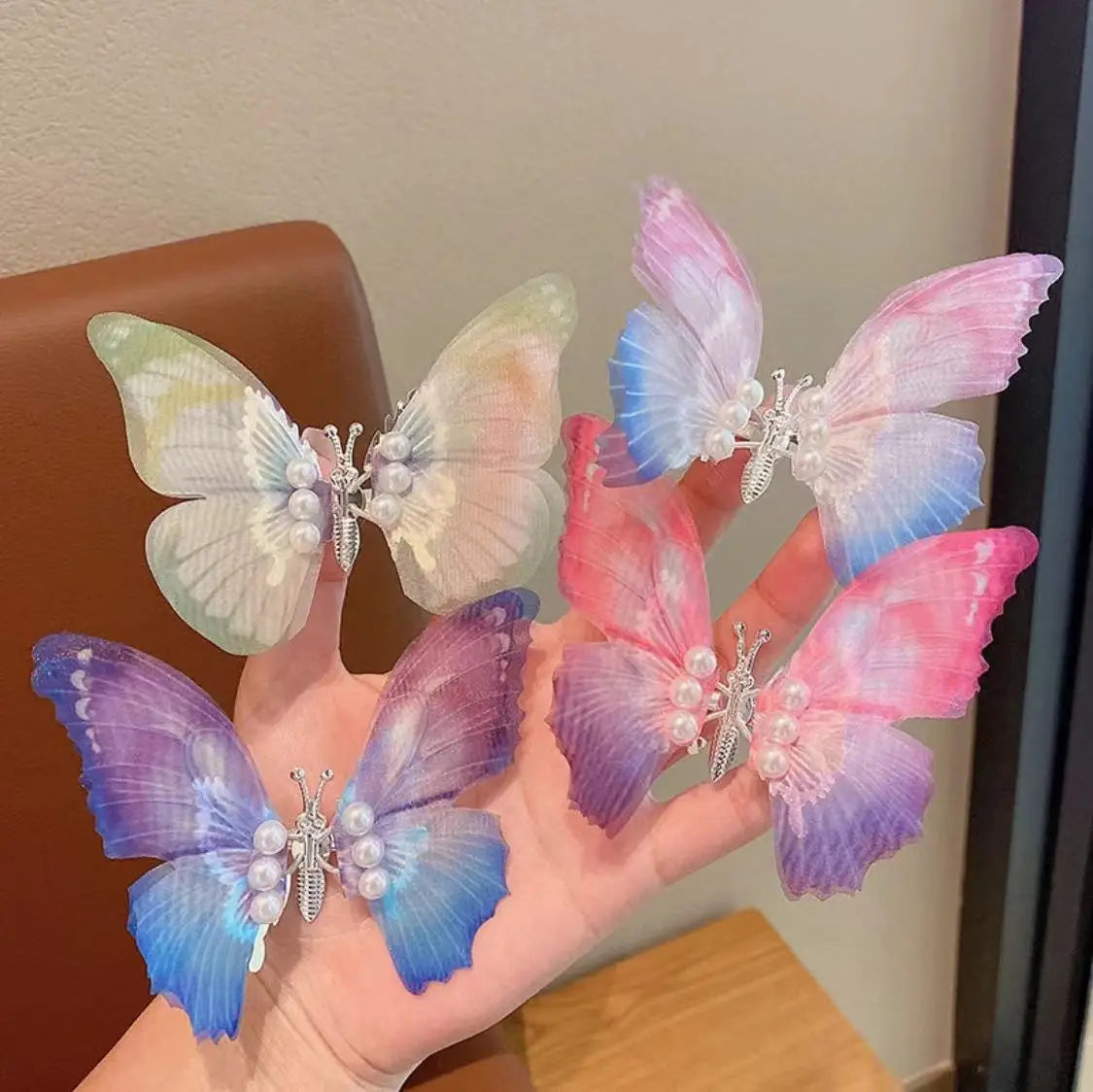Gradient Color Fluttering Butterfly Hair Pin Double Deck Emulational Butterfly with Pearl Decoration Bobby Pin for Girls Kids