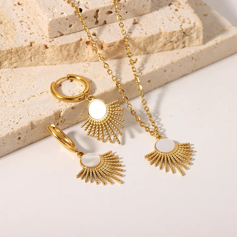 Stainless Steel 18k Gold Plated Sun Pendant Stud Earrings Necklace Set Vintage Inlay Natural Stone Pendant Collar Chain