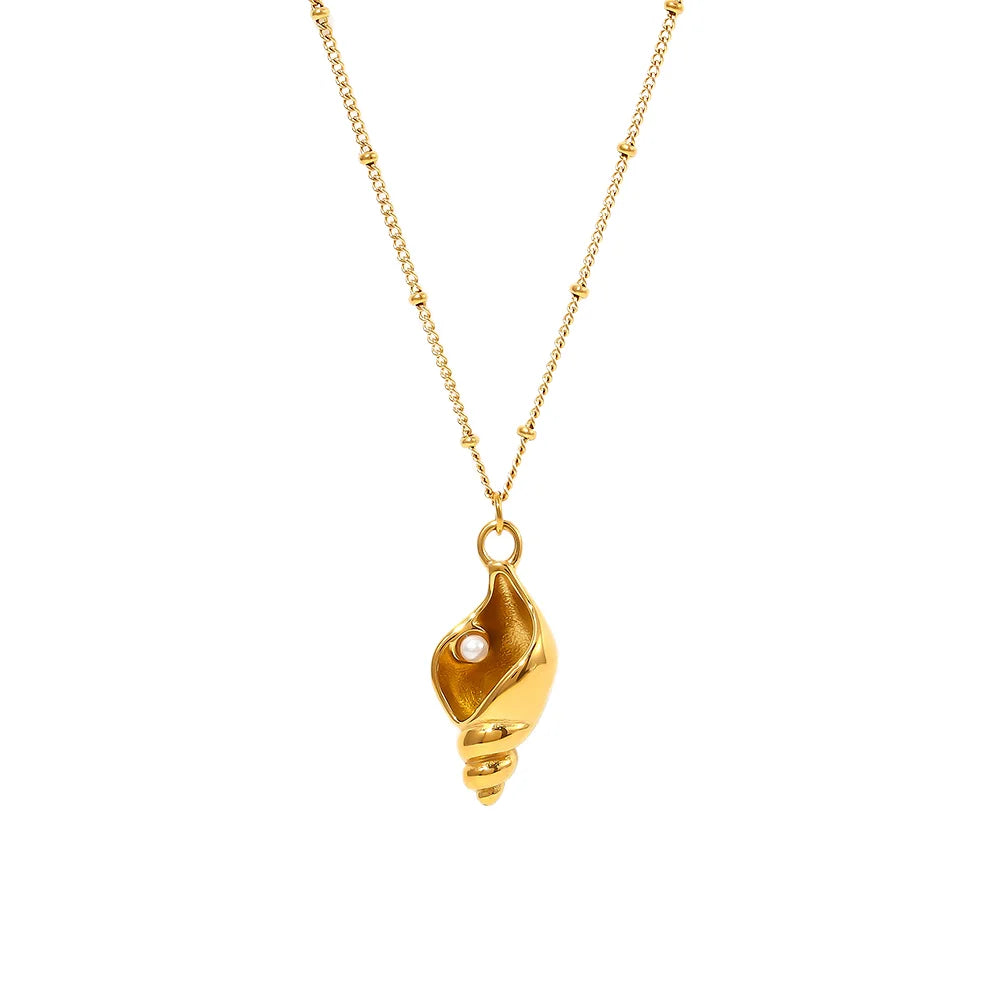 YuJin Jewelry 18K Gold Plated Dainty Chain Imitation Pearl Sea Snail Pendant Necklace Trendy Tarnish Free Gold Jewelry
