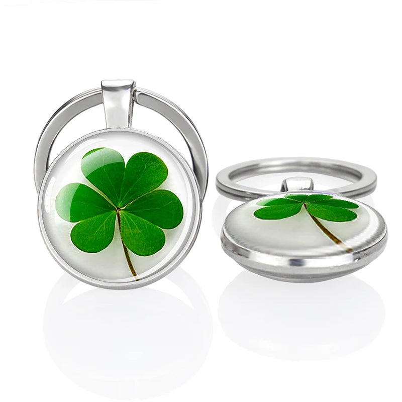 Clover Keychain Glow at Night Glass Crystal Pendant Keyring Saint Patrick Jewelry Wholesale Metal Key Chains Flower