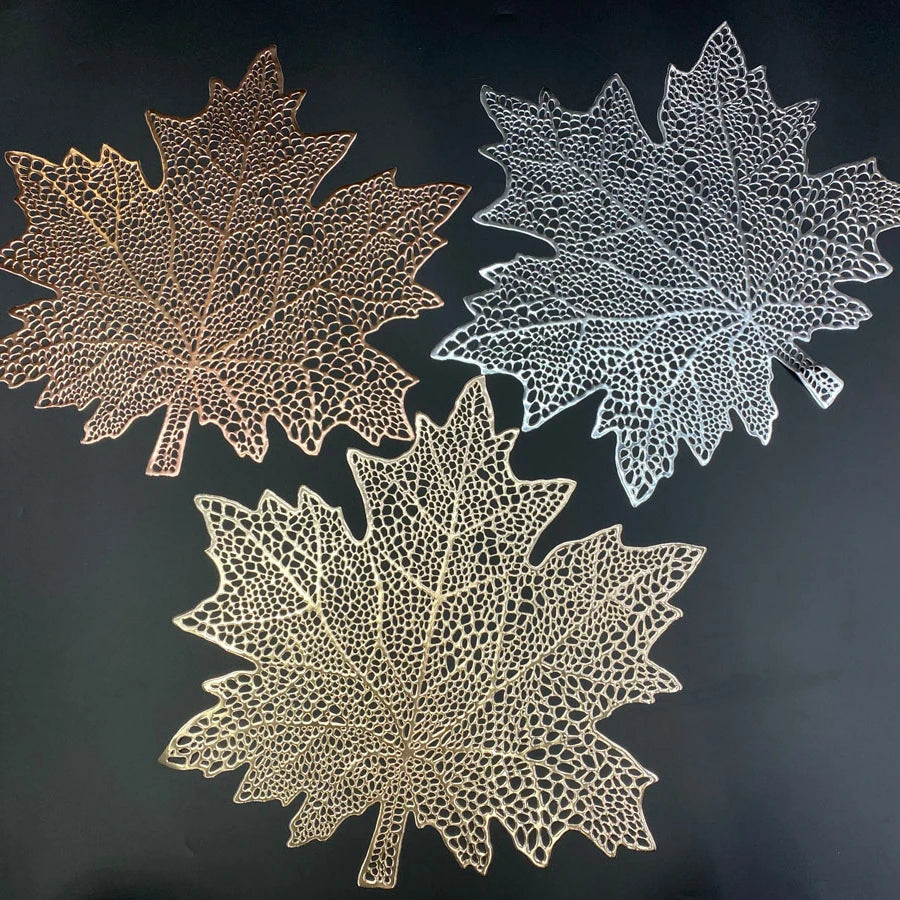 Best Seller Eco-Friendly PVC Plastic Polylactic Acid Gold Silver Maple Leaf Plate Mats Modern Style 6pcs Kitchen Table Pads