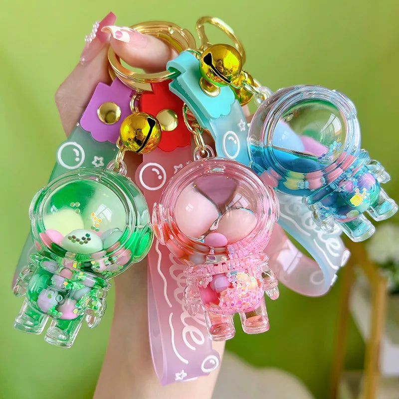 New Astronaut Keychain Cartoon Cute Keyring Key Chain Ring Space Man Floating Quicksand Cup Liquid Pendant Wholesale