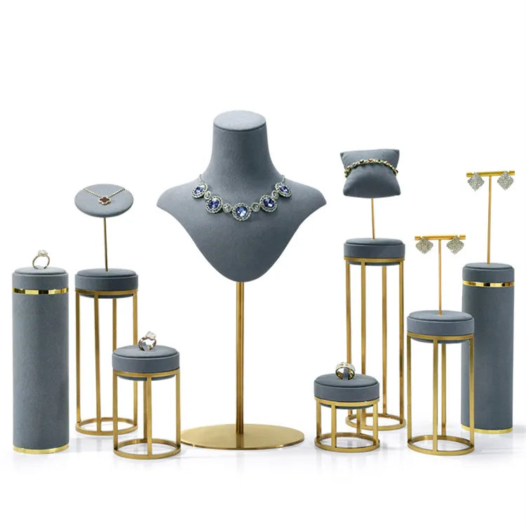 Luxury Microfiber Metal Jewelry Sets Portrait Display Props Fashion Jewellrty Display Stands for Jewelry Shown