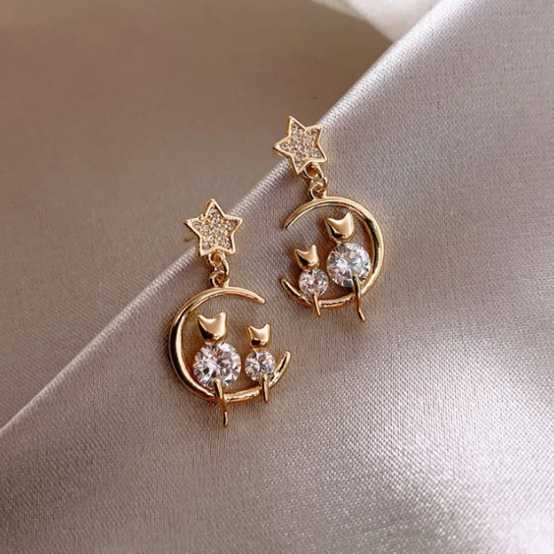 Cat Jewellery Sweet Girl Cat Star Moon Stud Earrings Exquisite Crystal Zircon Wedding Gold Earrings Accessories Elegant Women's