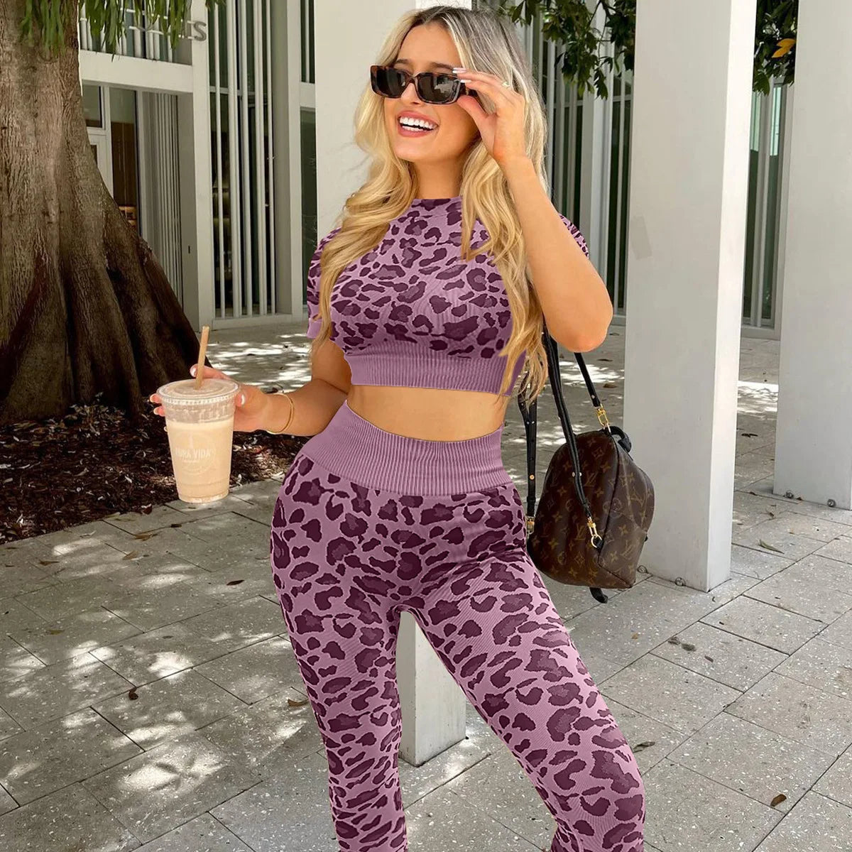 Women Leopard Printing Seamless Knitting Keep Warm Sport Wear Oem Yoga Set Crop Long Sleeve Leggings Yoga Suit