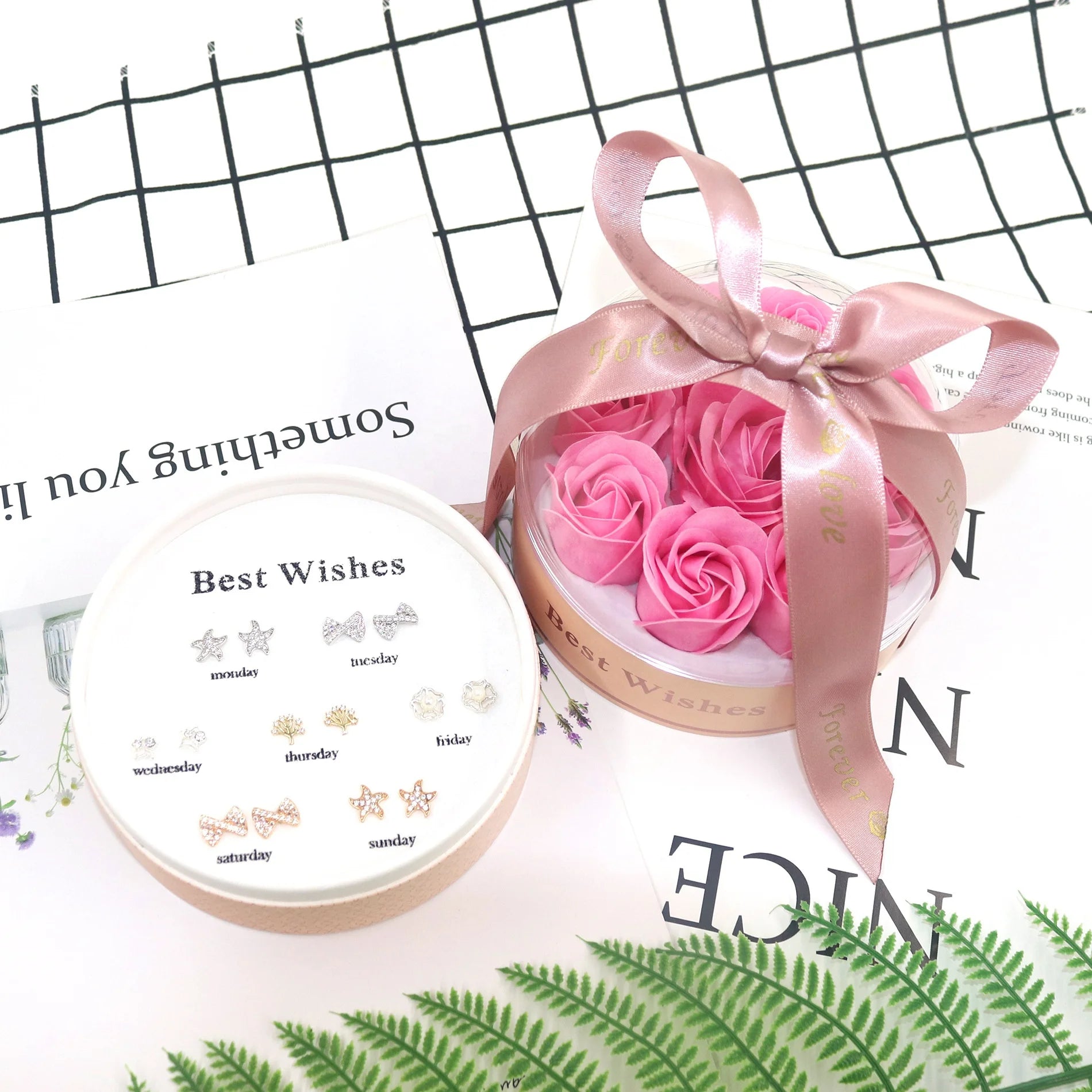 Handmade Soap Rose Gift Box for Custom Logo Branding and Boutique Identity Acrylic Drawer Jewelry Packaging Case