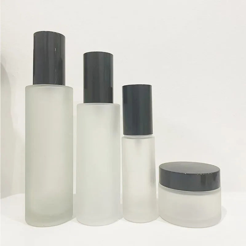 Factory Supply Frosted Flat Shoulder Face Glas BottleToner Sunscreen Spray Bottle Screen Printing Available 20ml 30ml 50ml 100ml