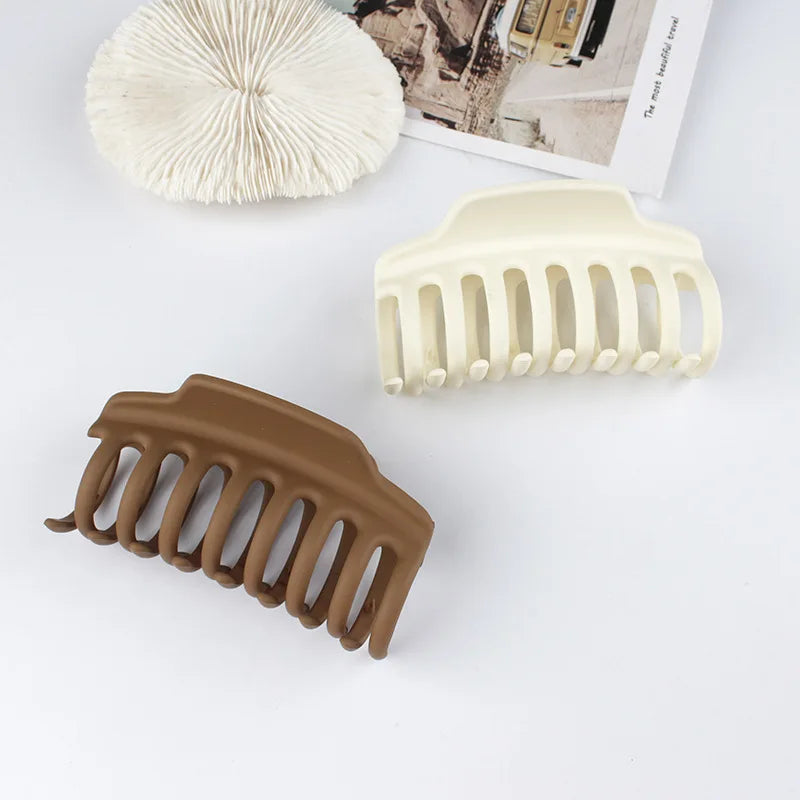 MIO Large Hair Claw Clips Big Matte Strong Hold 10cm Fashion Trendy Women Girls Lady Claw Clamp Versatile Styling Plastic