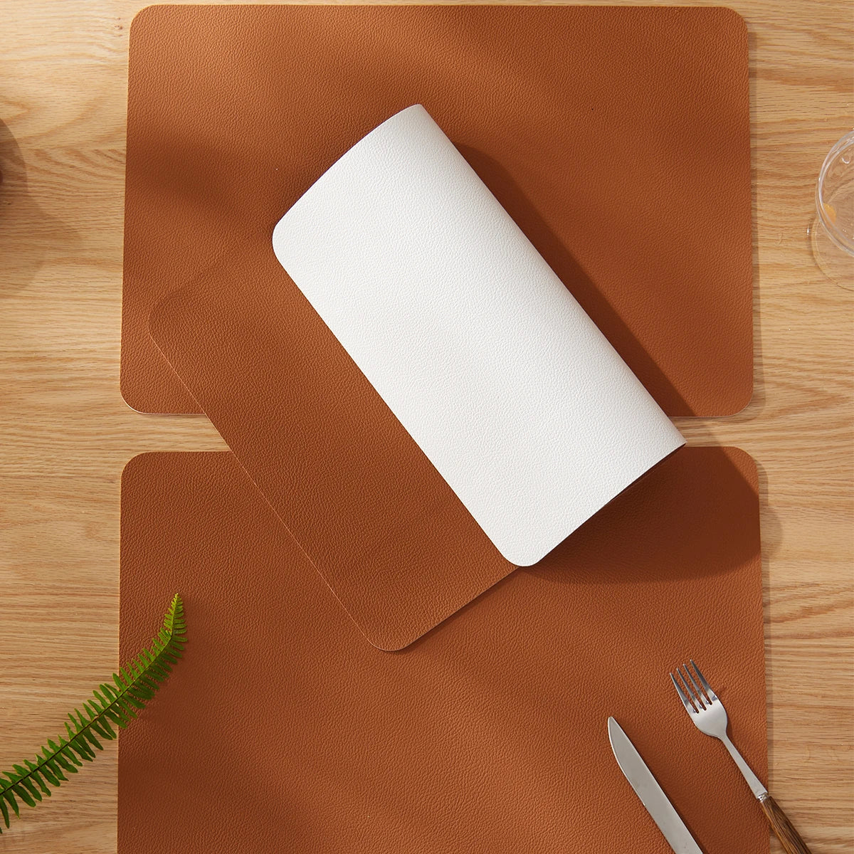 Factory Direct Sale Rectangle Vinyl Leather Elegant Placemat Pad Dining Table Mat Heat Insulation Placemat