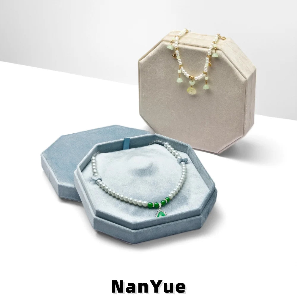 New Octagonal Luxury Velvet Necklace Box Premium Jewelry Packaging Gift Box Pendant Display Storage Box Jewelry Box Custom Logo MegaBDM