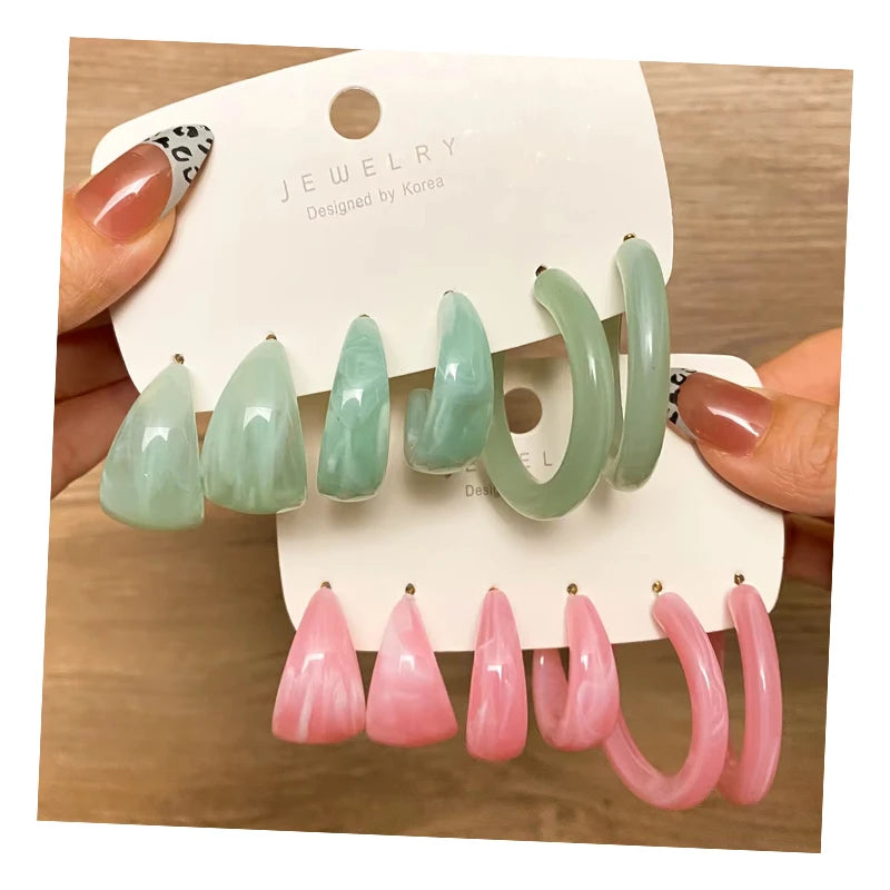 VKME Fashion Clear Resin Stud Earrings Sets Acrylic Vintage Geometric Round Circle Cuff Hoop Earrings Women New Jewelry Gift