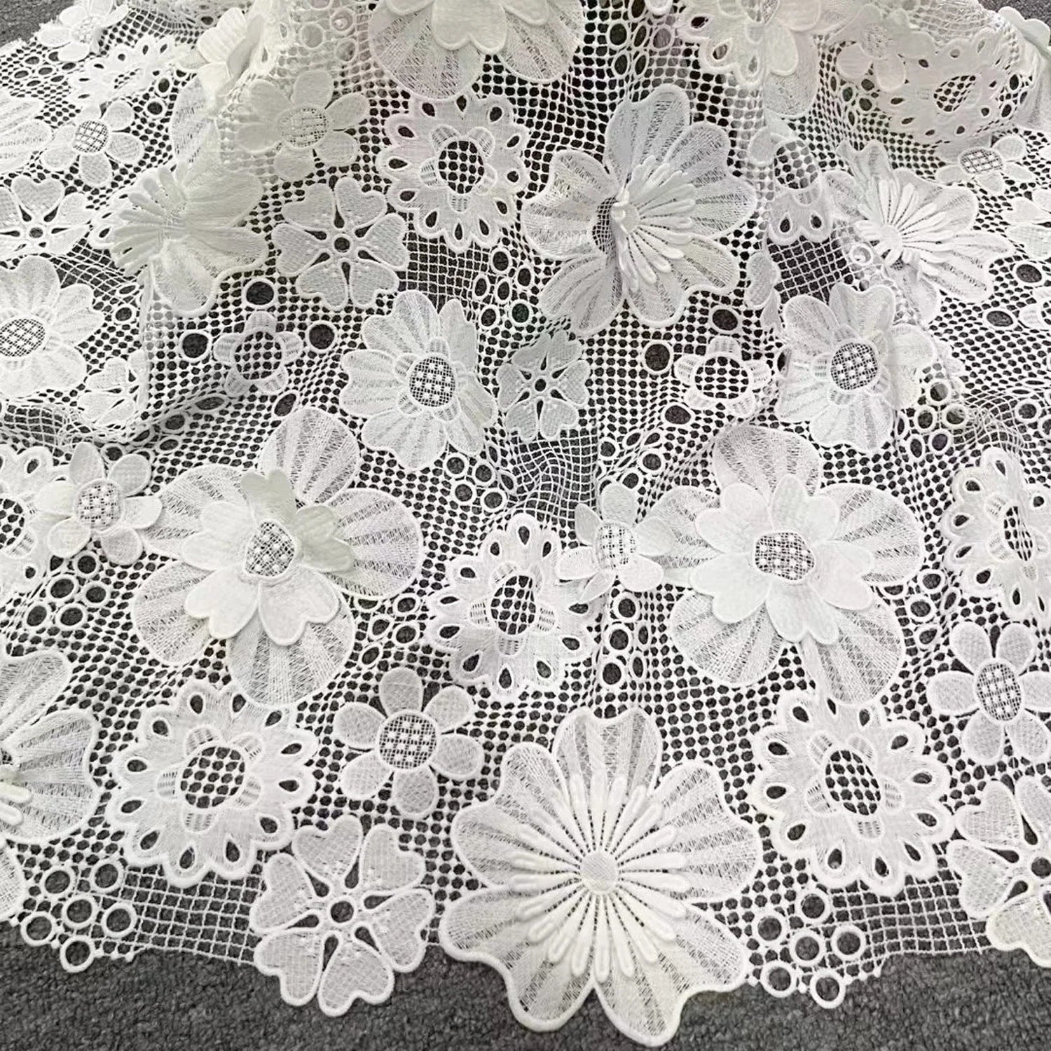Wholesale Latest Swiss Quality 3d Handwork Applique  Floral White Heavy 3D Guipure Haute Dress Lace Fabric