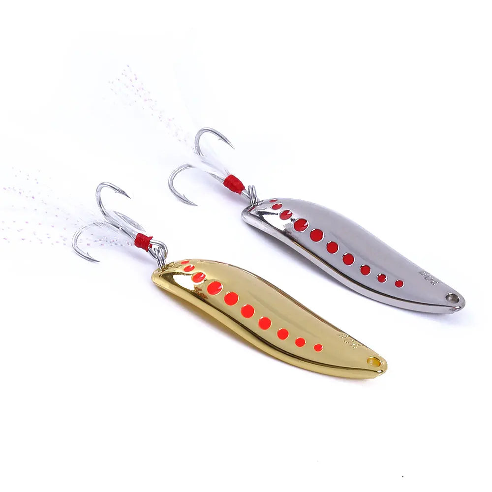 Wholesale SP267 7.5g 10g 15g 20g Metal Spinner Baits Spoon Fishing Lures with Feather Blood Slot Hook