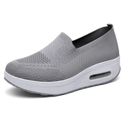 Classic Ladies Casual Hot Sale Sneakers Factory Wholesale Outdoor Walking Mom Shoes Cushion Thick Bottom Trendy Women'S Shoes