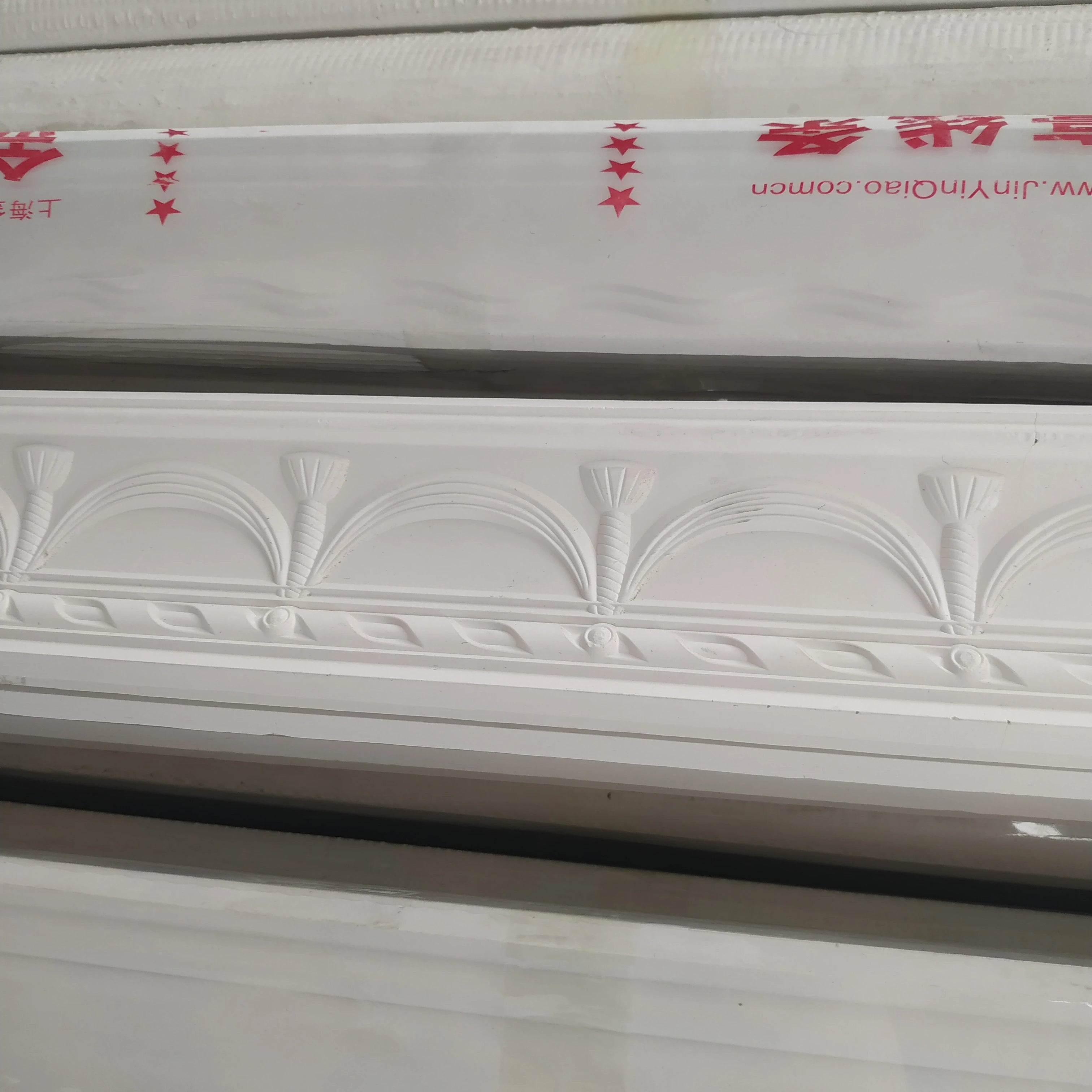 Superior Quality Modern Gypsum Ceiling Color Cornice Designs for Hospital Molding Molds