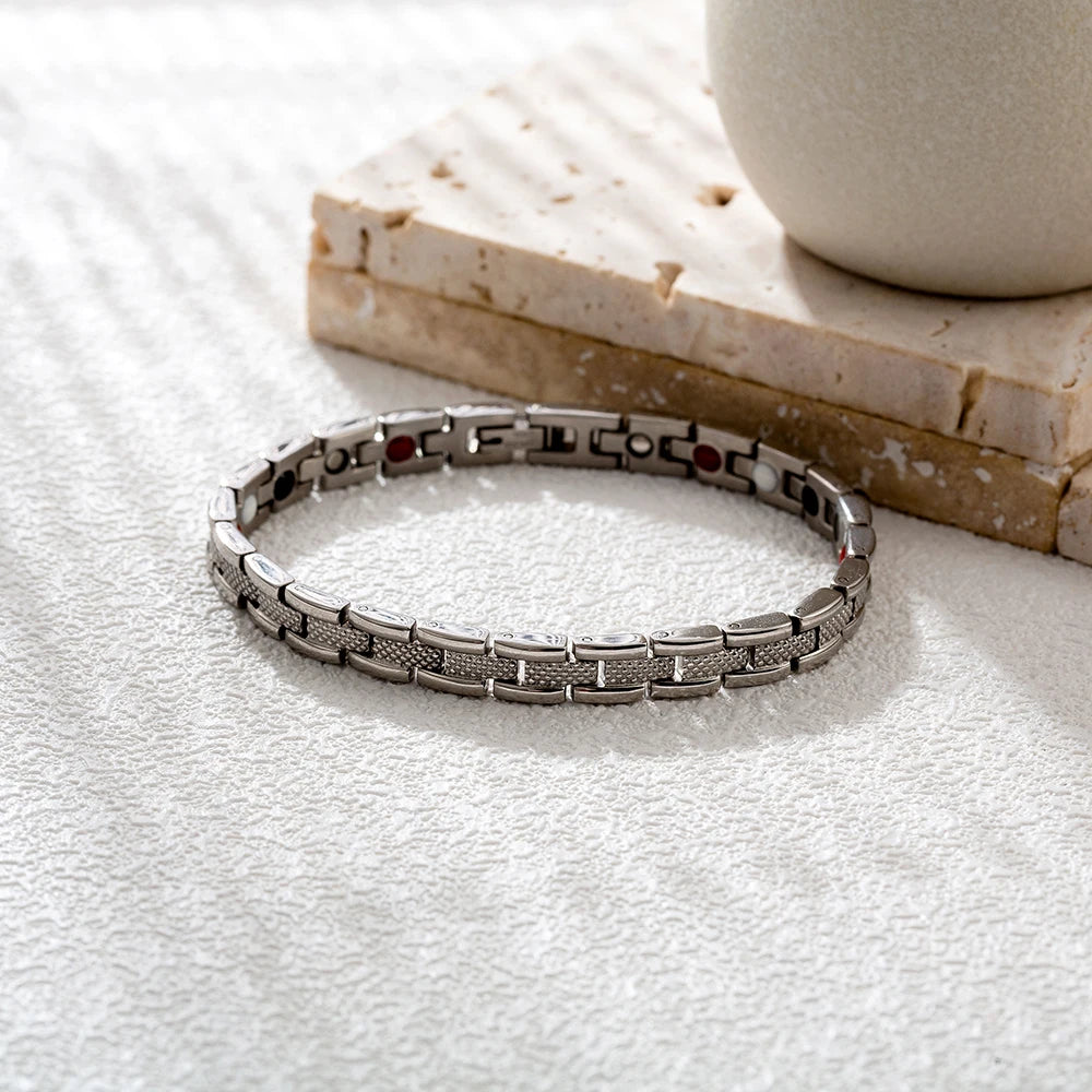 New Design Fashion Manufacturer Stainless Steel Health Magnetic Hip Hop Therapy Bracelet