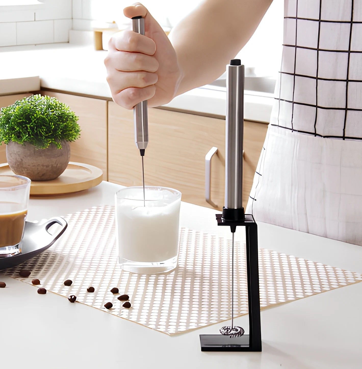 Steam Milk Frother Stella Coffee Rechargeable Electric Automatic Milk Foam Hand Milk Frother With Stand Drink Mixer Handheld