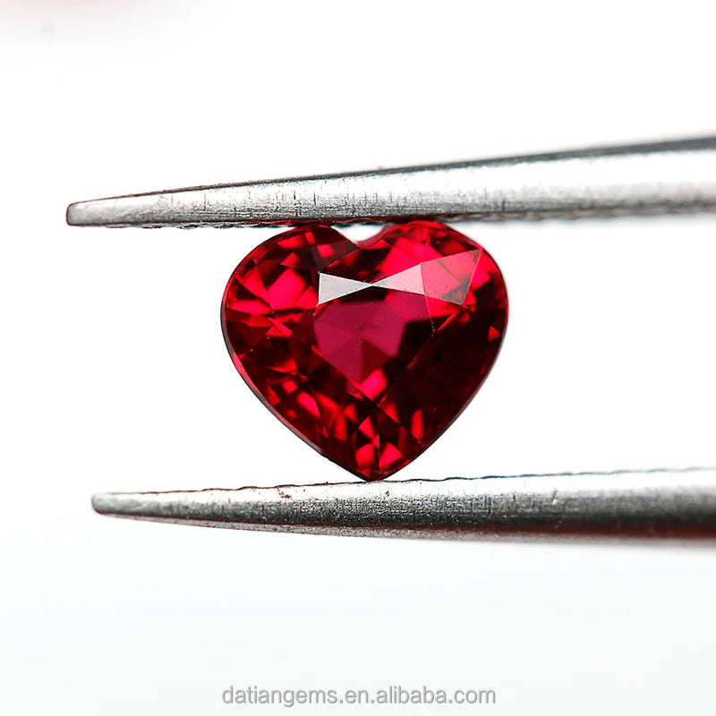 Natural Rubies Heart-shaped Bright Cut Rubies Natural Rubies Are Used Wholesale in Jewelry Making Factories