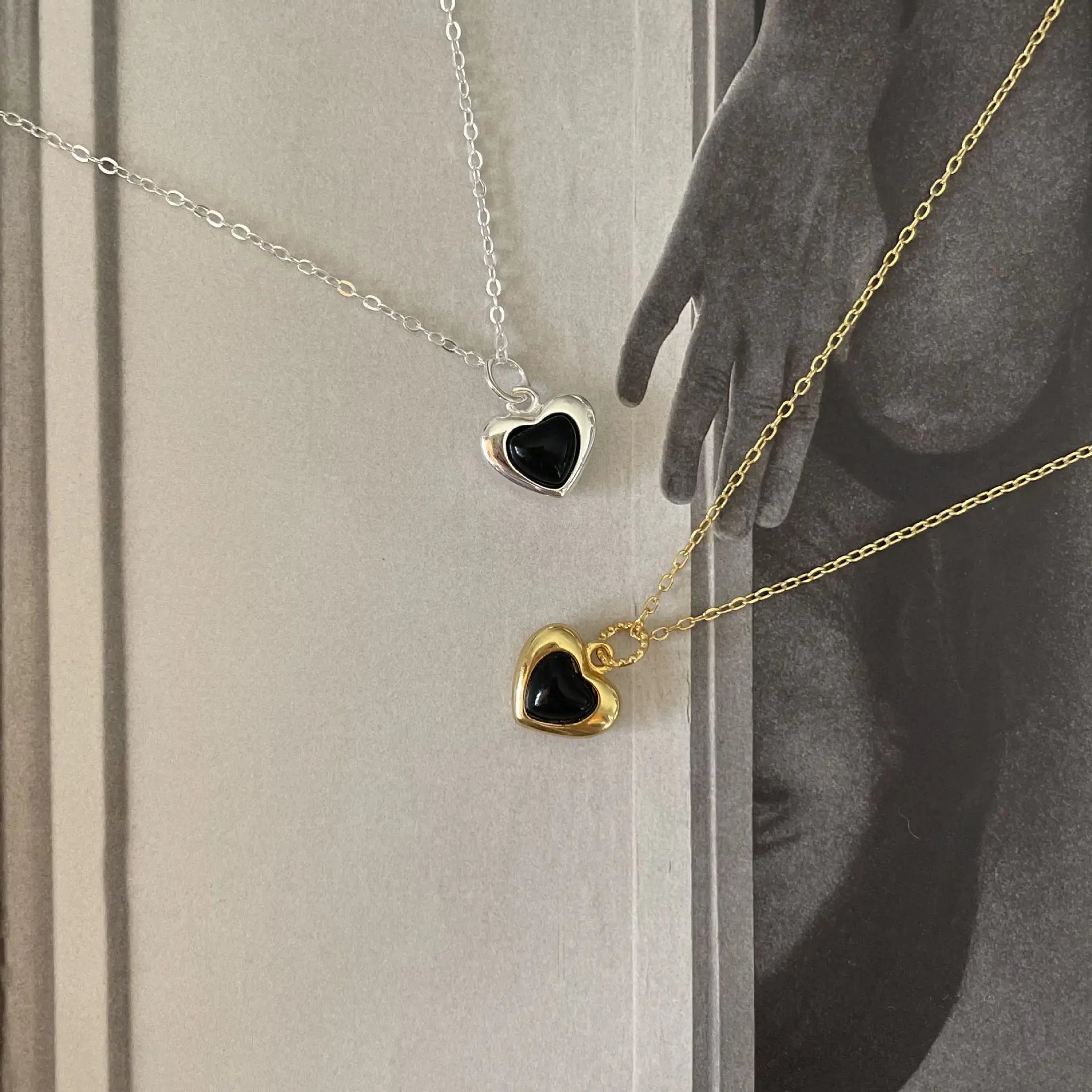 Trendy Jewelry Gold Plated Love Heart Necklace Sterling Silver Black Agate Heart Pendant Necklace for Gift