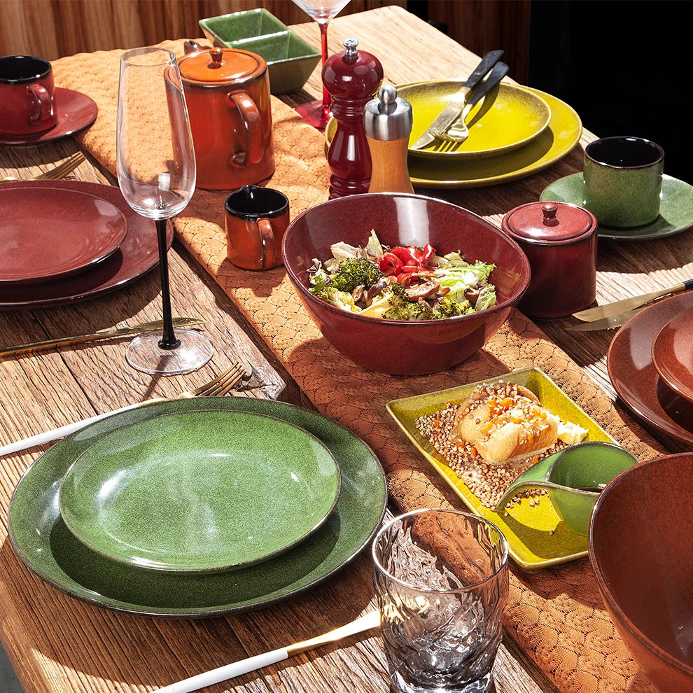Shengjing Modern Style Ceramic Dinnerware Set for Party Events Color Enamel Finish