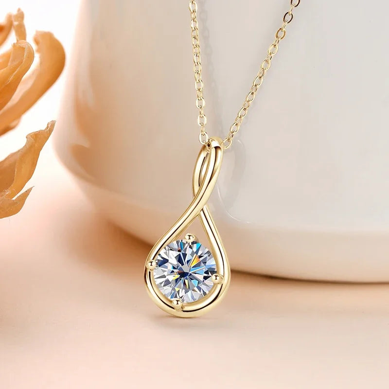 Romantic 18K Gold Plated Classic Four Claw Moissanite Pendant Women S925 Sterling Silver Necklace