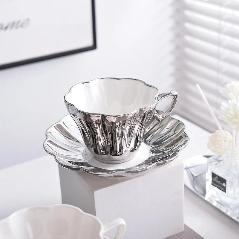European Modern Ceramic Coffee Cup Saucer Set Eco-Friendly Floral Classic Home Afternoon Tea Coffee Drinking Comes Carton