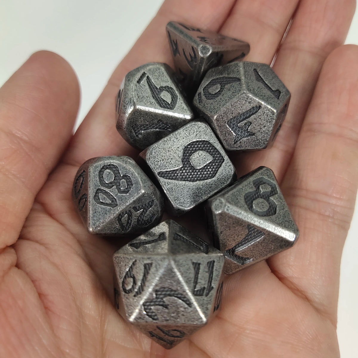 Factory Direct 16mm Metal Polyhedral D20 Bulk Wholesale Dungeons & Dragons DND Table Game Dice Set