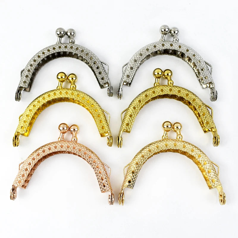 Deepeel XP053 5*4.6cm Handbag Hardware Accessories Embossed in Half Circle Metal Purse Frame Kiss Clasp Bag Handles Lock Buckle