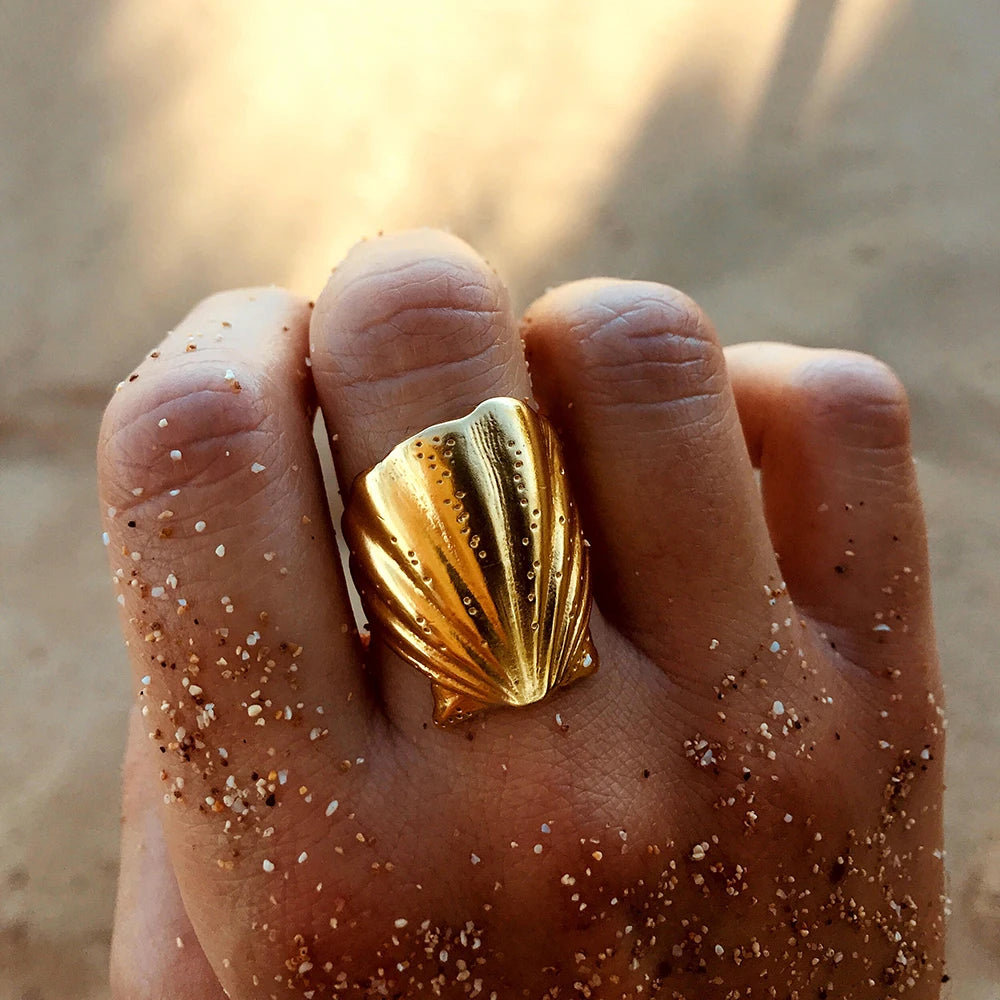 J&D Jewelry Waterproof 18K PVD Gold Plated Seashell Shape Ocean Series Stainless Steel Shell Opening Ring