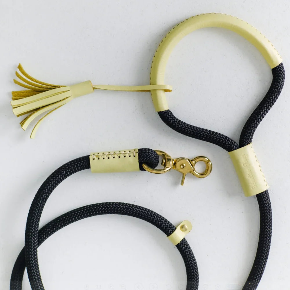 New product 2025 Genuine Soft Heavy Duty Dog Leads Collars Reflective Leather Dog Leash for Small Medium Large Dogs Made of Polyester