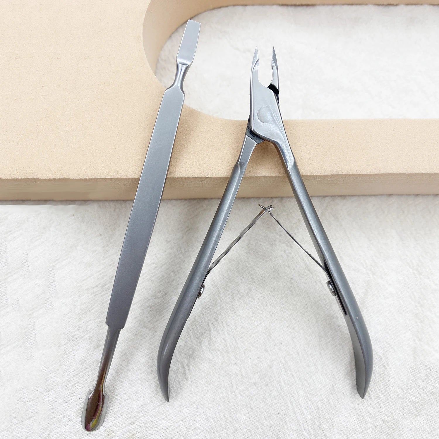 Professional Stainless Steel Nail Cuticle Clipper Cuticle Nippers Dead Skin Pliers Fingernail Nail Trimmer Manicure Scissors