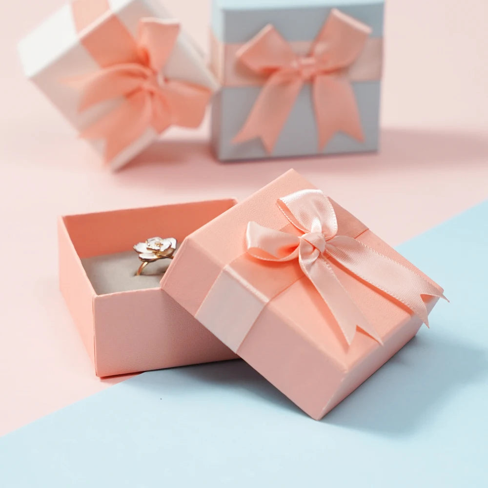 Custom Logo Wholesale Gift Box Packing for Jewelry Packaging