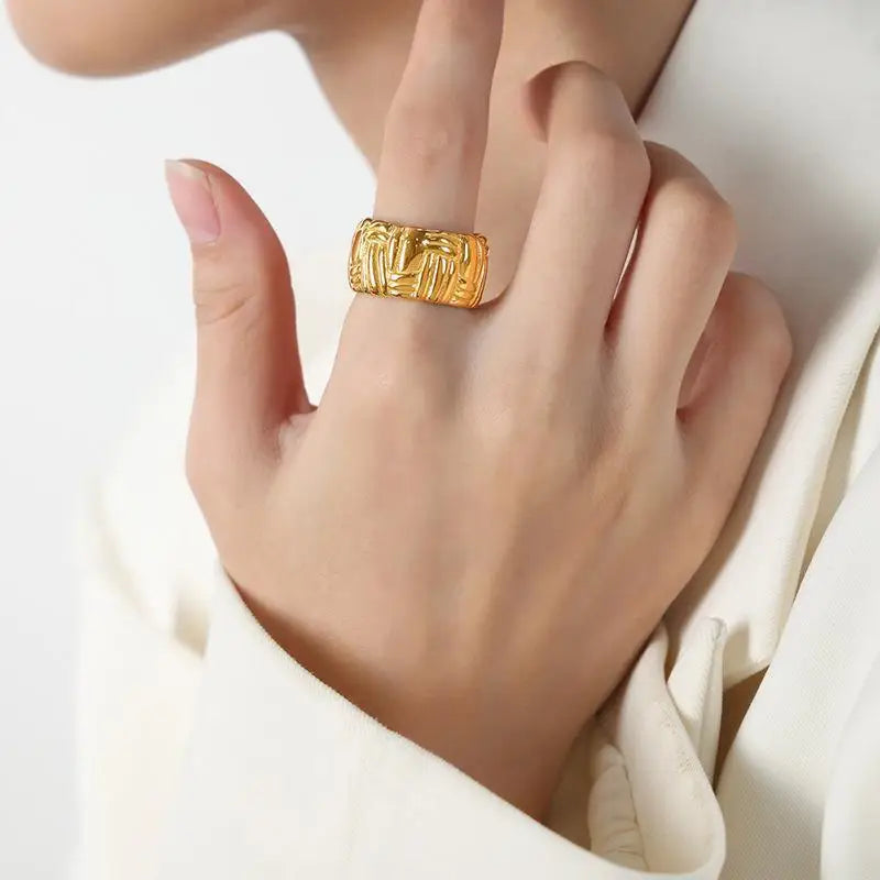 Vintage Stainless Steel 18K Gold Plated Bumpy Engraved Chunky Unisex Wide Band Rings for Daily Wearing