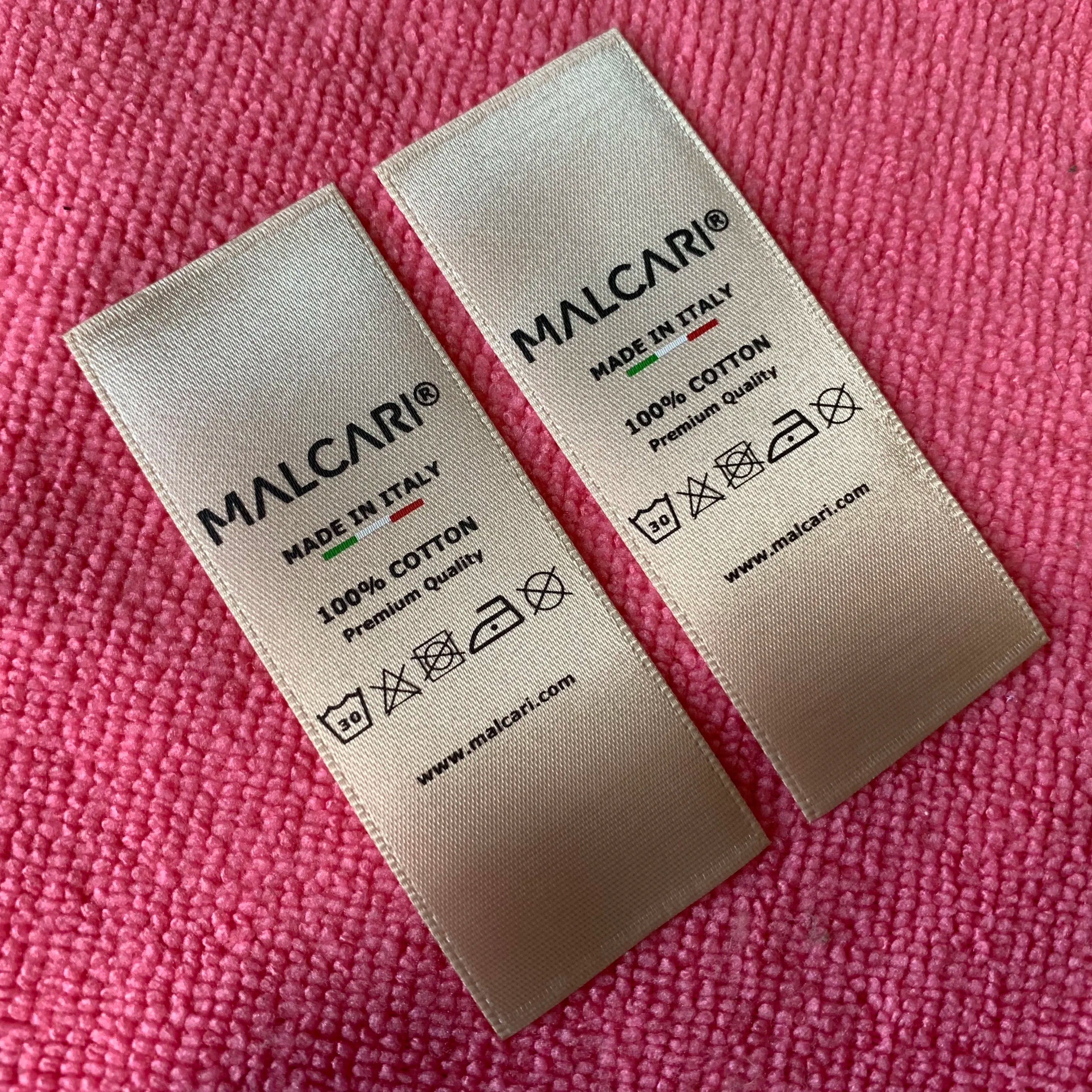 Soft Surface Shiny Gold Color Satin Cloth Labelwashing Instruction Gold Background Printing Satin Neck Tags
