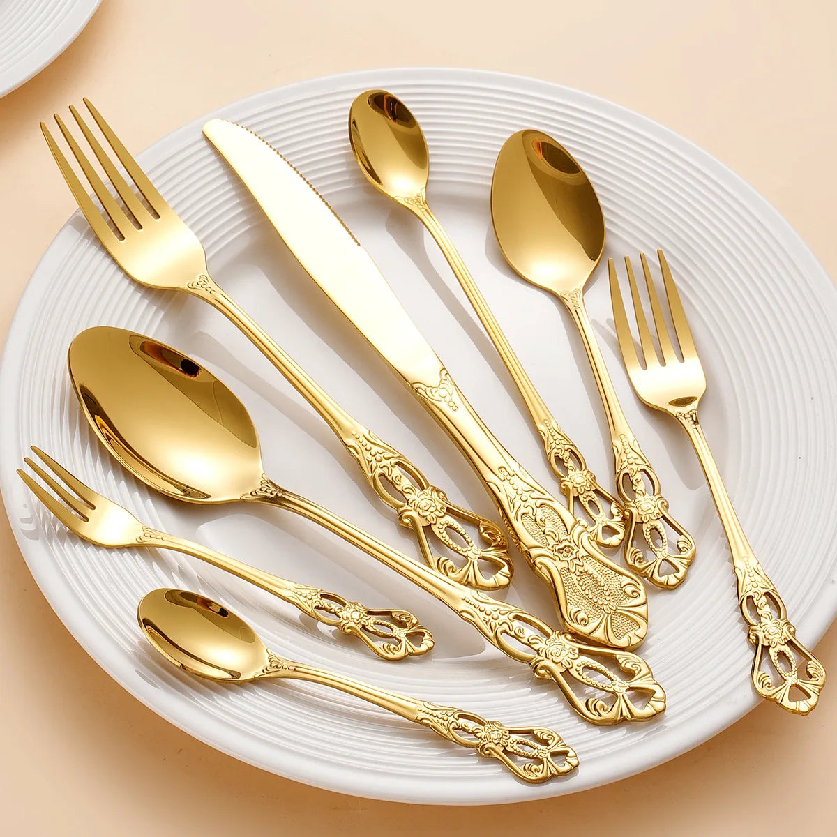 Stainless Steel Gold Hollow Handle Cutlery Set Palace Series Fork Spoon Knife Luxury Wedding Cutlery Set