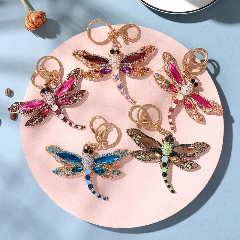 Portachiavi  Rainbow Color Inlaid Crystal Hollow Dragonfly Keychain Creative Exquisite Gift Animal Diamond Dragonfly Keychain