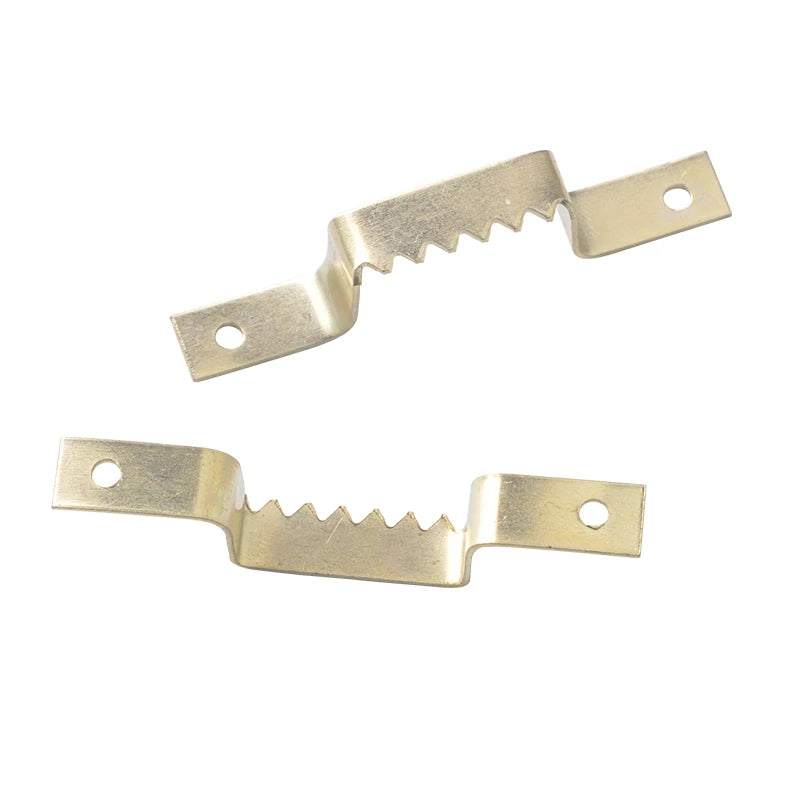 Golden Iron Metal Photo Frame with Zinc Plated Electroplated Finish Hardware Hanger and Carton Packaging Set for Industrial Use