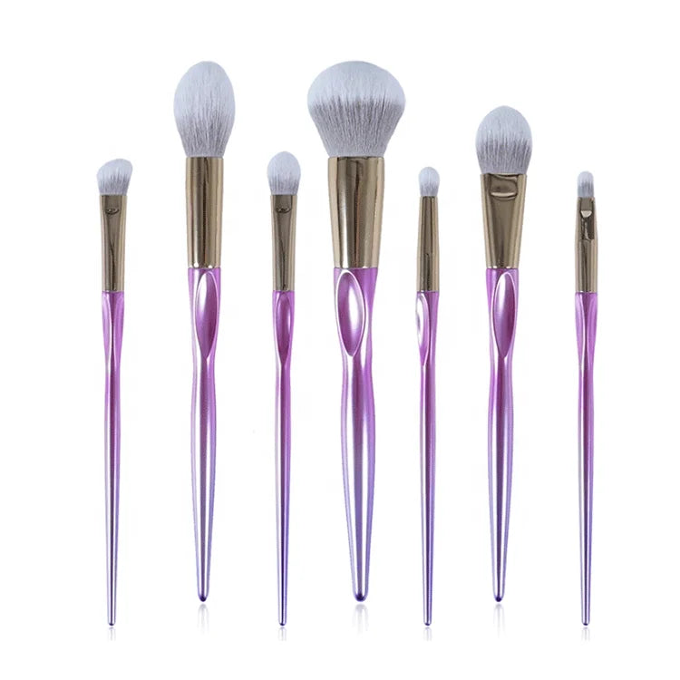 High End Super Soft Synthetic Hair New Gift Customized Heart Handle 7pcs Makeup Brush Set with Designed Packaging Box