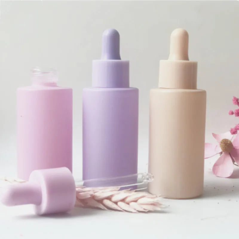 Custom Flat Shoulder Serum Essential Oil 30ml Glass Dropper Bottles Cosmetic Packaging Cylinder Skincare Packing 30ml Color