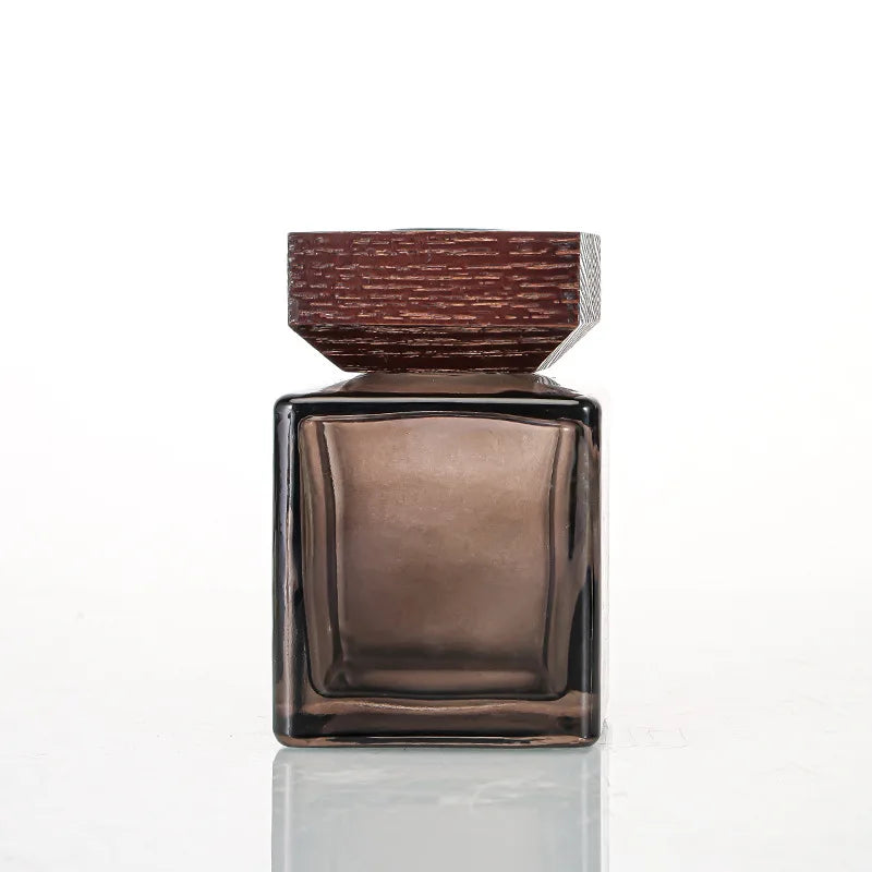 Best Selling Classic Square 100ml Clear Amber Gray Empty Reed Fresh Air Glass Diffuser Bottle Screw Cap Wood Hot Stamped