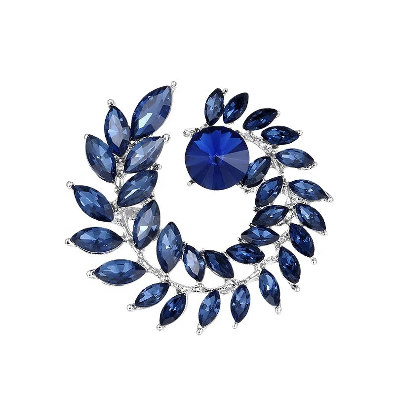 High-Grade Crystal Rhinestone Wreath Brooch for Fashion Elegant Clothing Decoration