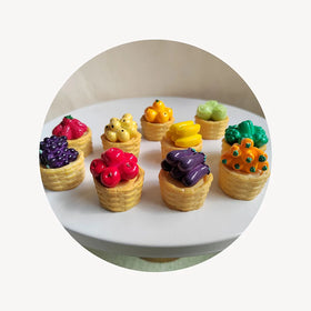 100pcs Assorted Fruit Basket Mini Doll House Decor Fruit Baskets for Outdoor Kitchen Room Fairy Garden Tableware Decor