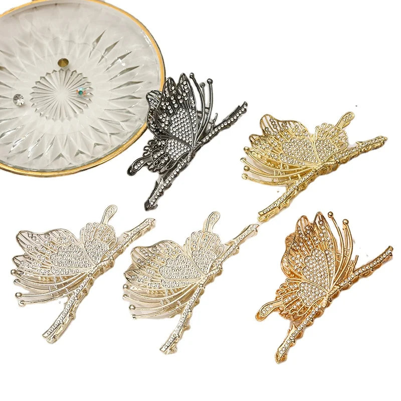 Wholesale Luxury Korean Crystal Hair Accessories Super Flash Butterfly Hair Claw Clips Back Head Grab Clip for Girls Metal