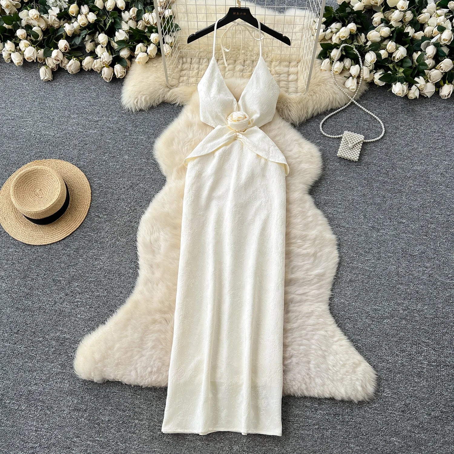 2025 Spring New Fashion V-neck Hollow Waist Design Strap Elegant Women's Dress
