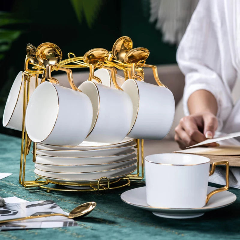 Creative Luxury Ceramic Coffee Cup and Saucer Set with Spoon with Cup Holder Home Cafe Afternoon Tea Coffee Cup