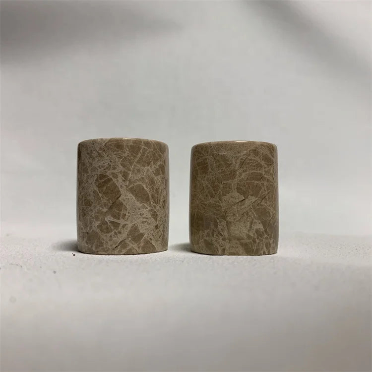 New Design Wholesale 13 Fea Round Cylinder Natural Marble Perfume Bottle Cap