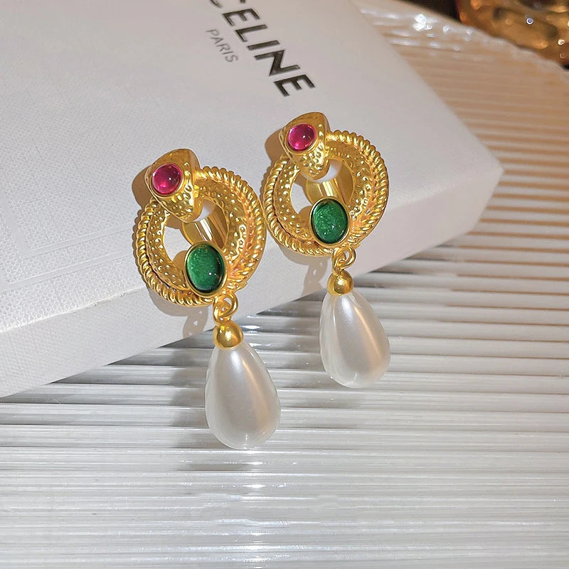Women Jewelry Round Pearl Drop Ear Clips No Ear Hole Shiny Earring Jewelry Gifts Hoop Ear Bone Clip on Earrings