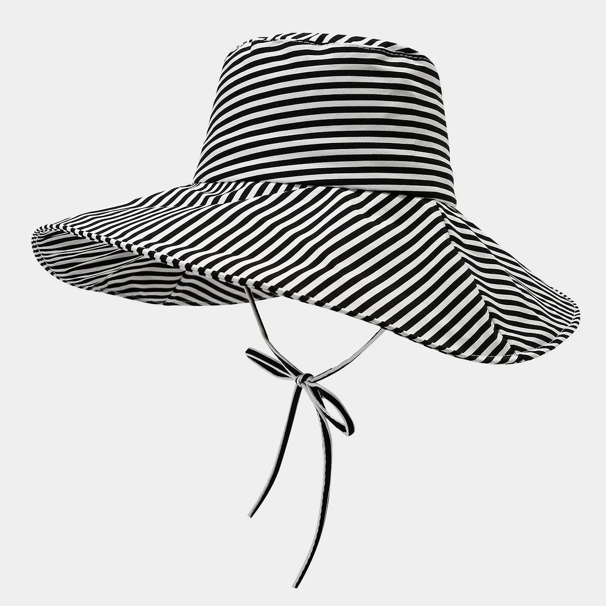 Summer Fashion New Wide Brim Bucket Hat Striped Style Outdoor Traveling Sunshade Bucket Hat for Women Sunscreen  Beach Sun Hat